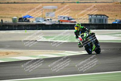 media/Sep-07-2025-TrackXperience (Sun) [[ee17e62fad]]/Level 1/Session 4 (Lower Chicane)/